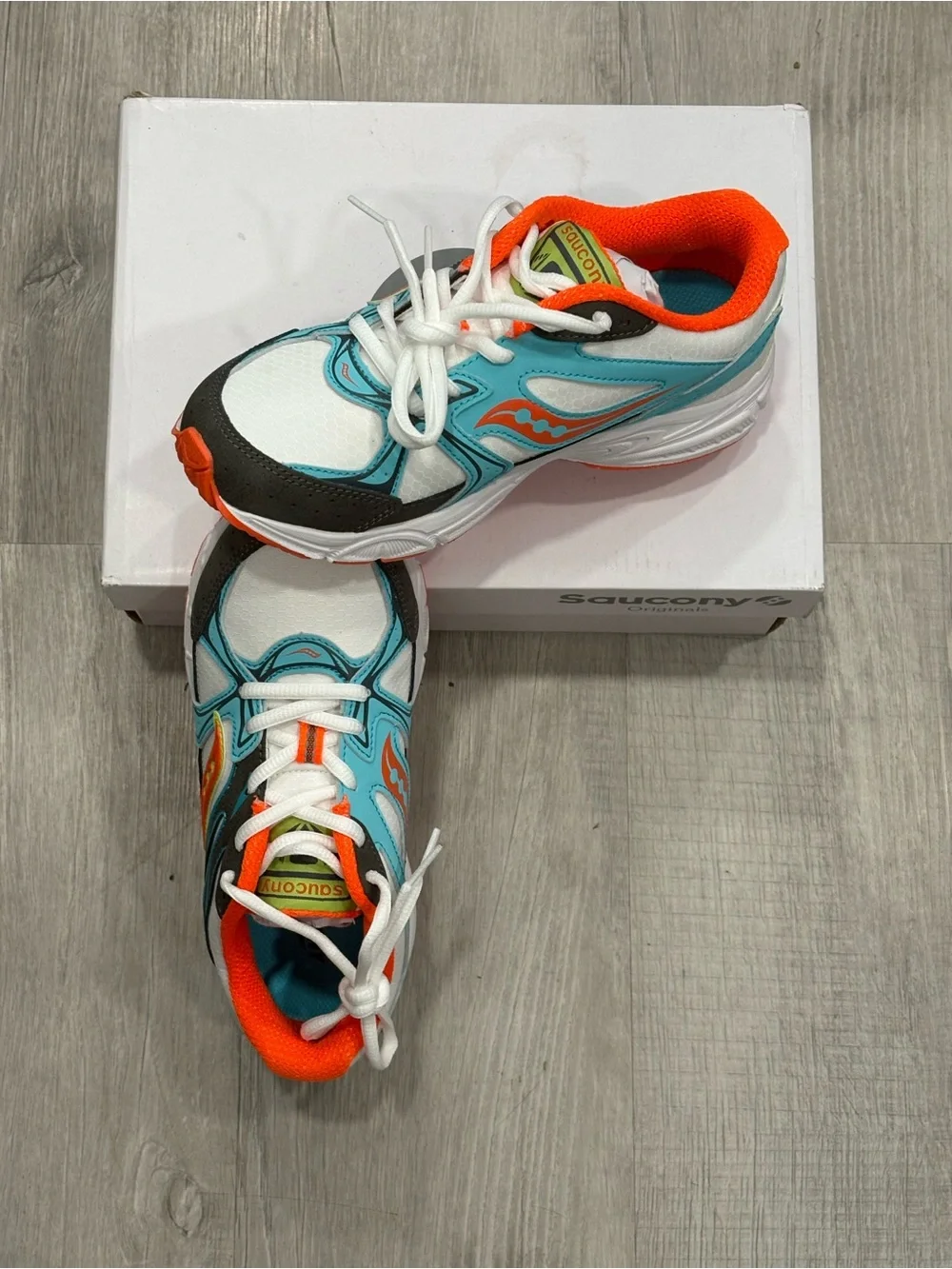 Saucony Kids' Blue & Orange Athletic Sneakers BNWT Size 5M AT-7/13